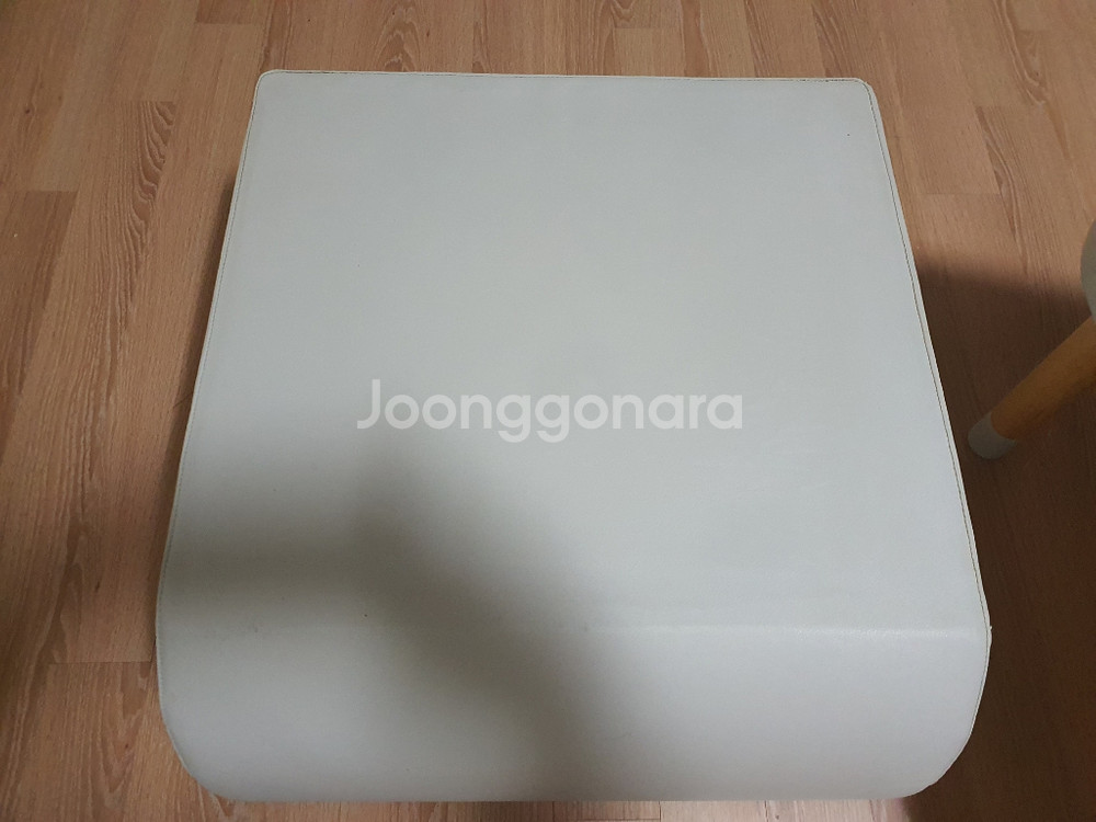 세이지폴 와이드테이블+북클레벤 소파 (일괄4만원)--8