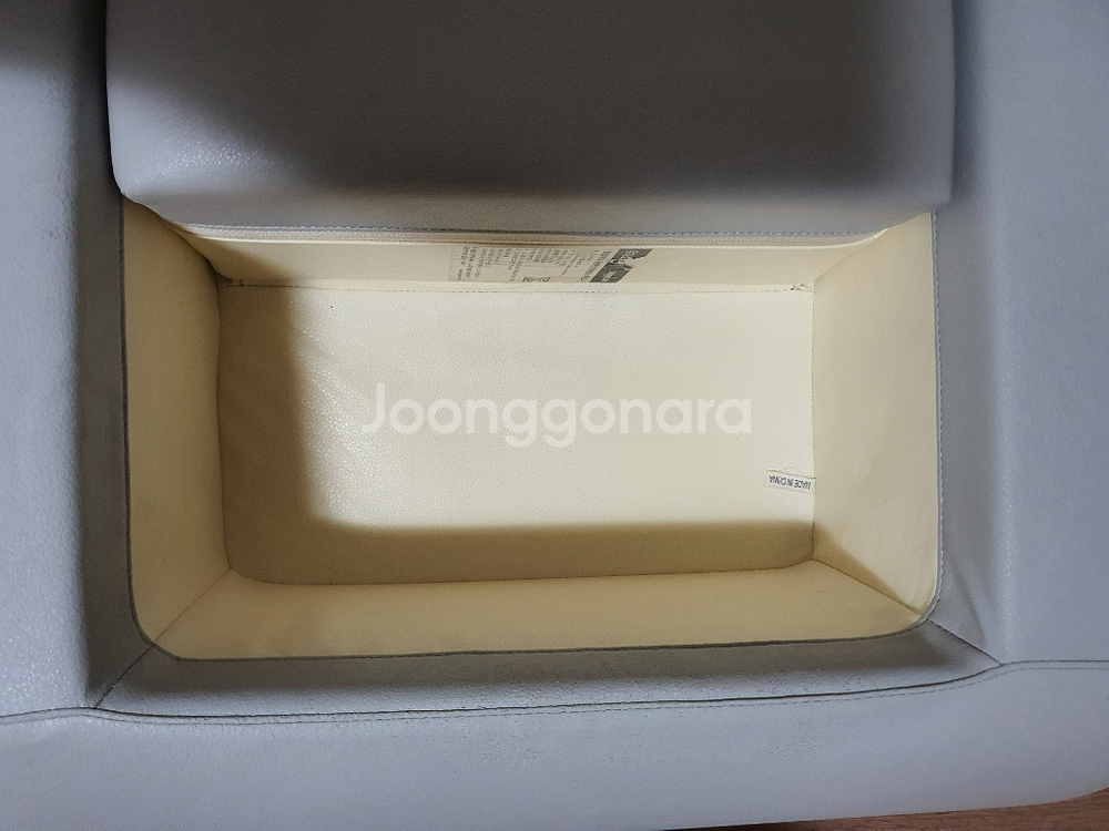 세이지폴 와이드테이블+북클레벤 소파 (일괄4만원)--9