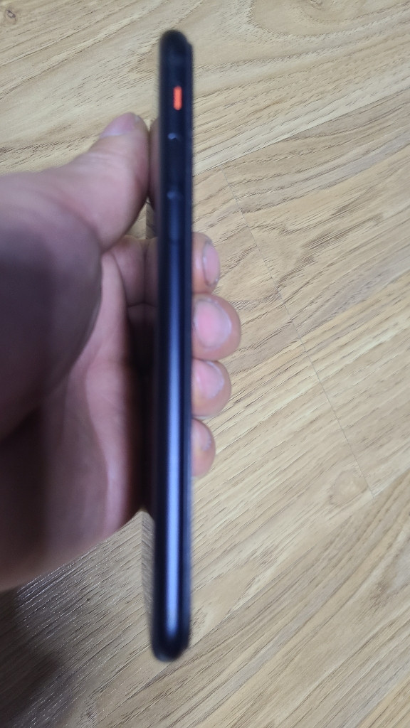 아이폰se2 128기가 a급팜!--2