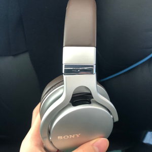 SONY MDR-1RNC