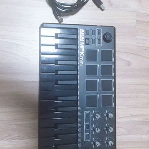 AKAI MPK mini 마스터키보드