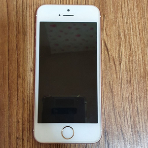 아이폰se 64기가 로즈골드 iOS12.4.1판매합니다