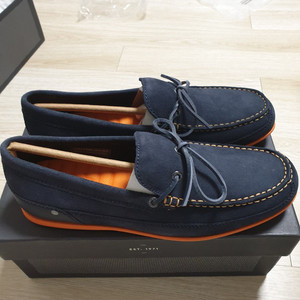 (새상품)락포트 말콤타이 로퍼 8M