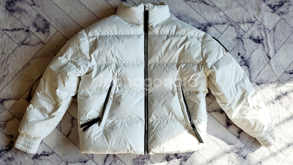 무스너클 19fw 럼스덴 s사이즈--1
