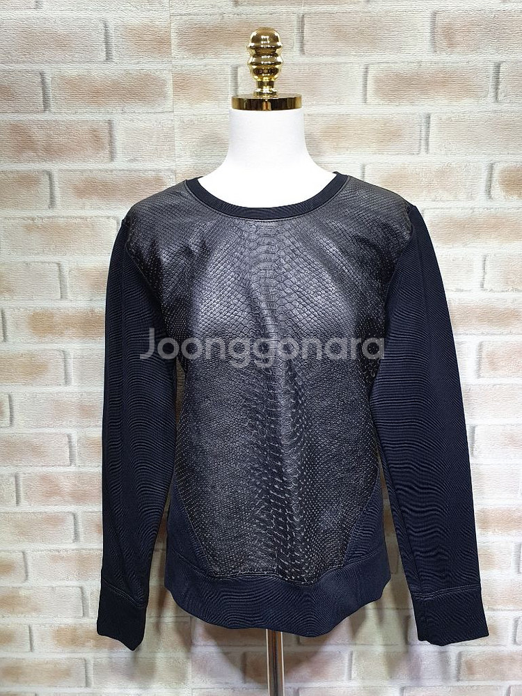 핼무트랭 새것수준 가죽 파이톤 배색 블랙 맨투맨 M--5