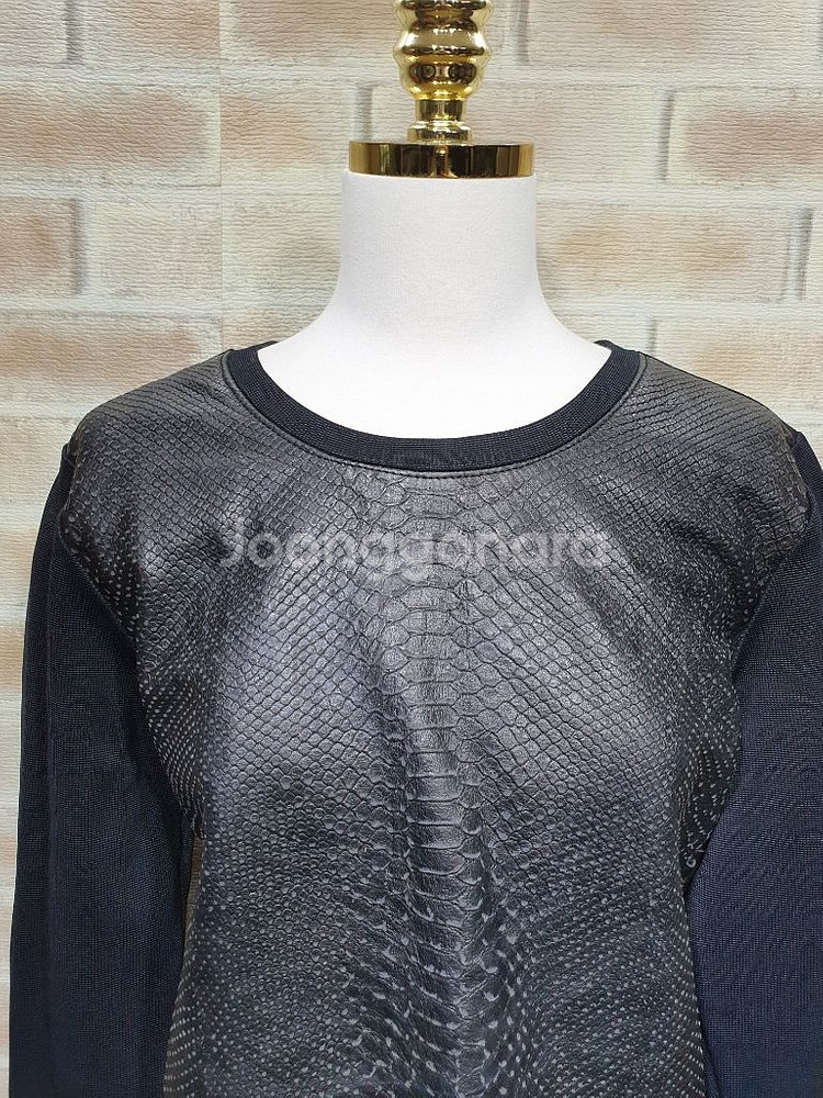 핼무트랭 새것수준 가죽 파이톤 배색 블랙 맨투맨 M--6