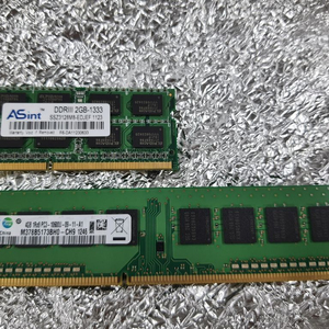 DDR3 10600U 4G / 1333 2G