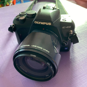 Olympus e-410 14-42mm lens