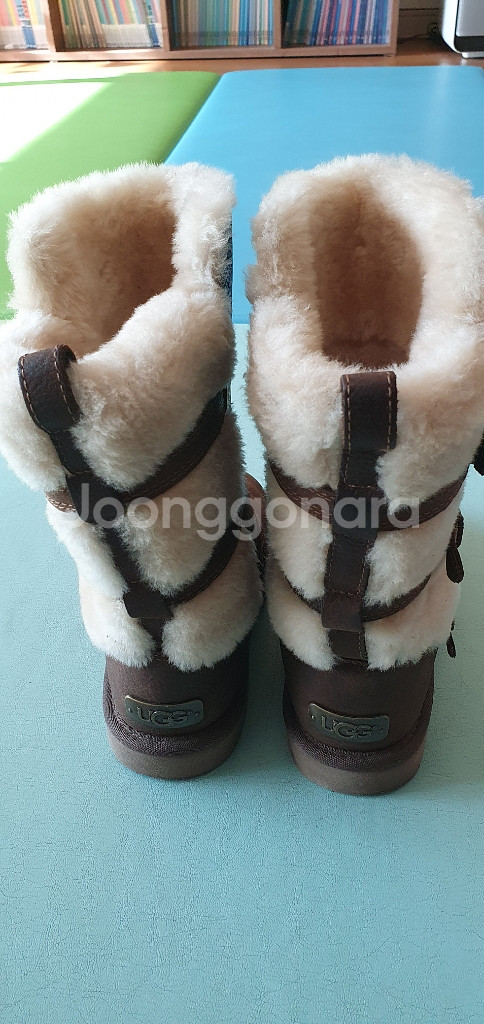 UGG (어그) 부츠--1