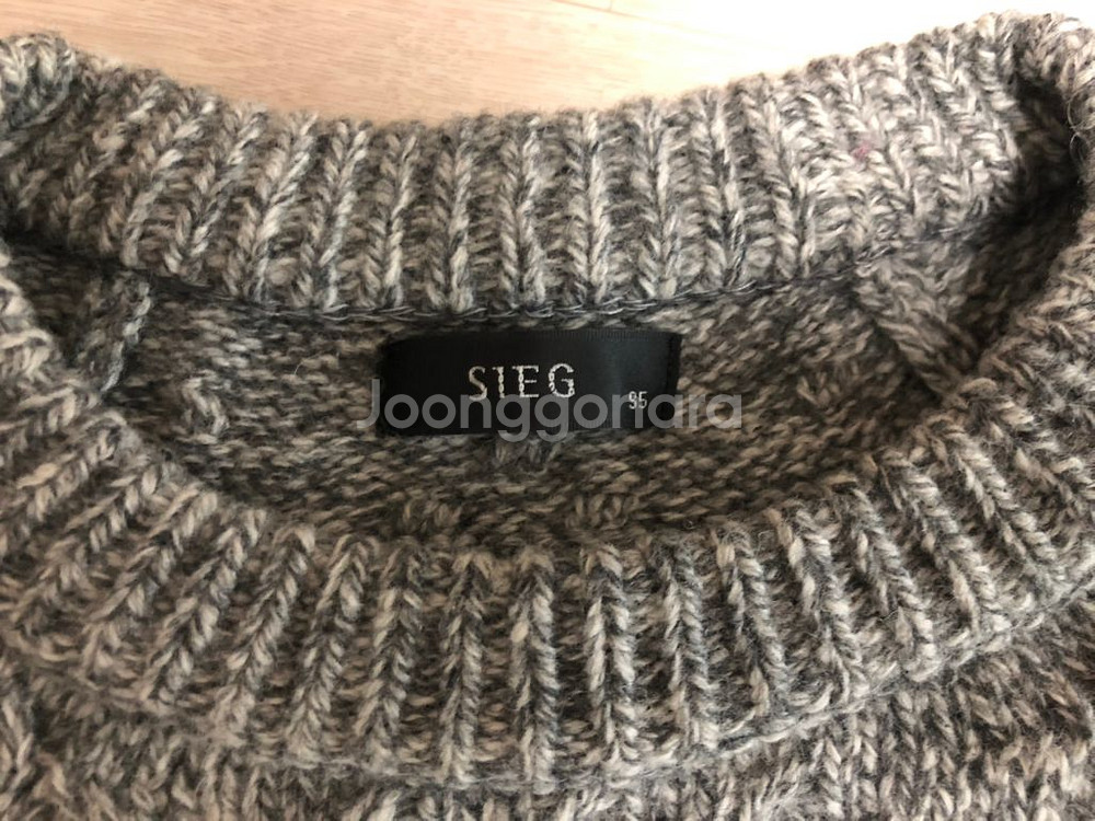 지이크 그레이 니트 팝니다.(95 size)--1