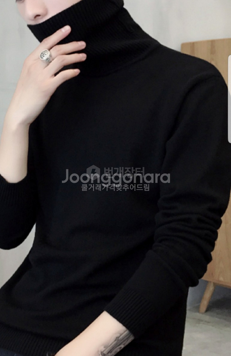(새상품급한정판)디자이너 프로젝트9 블랙 목폴라팝니다--2