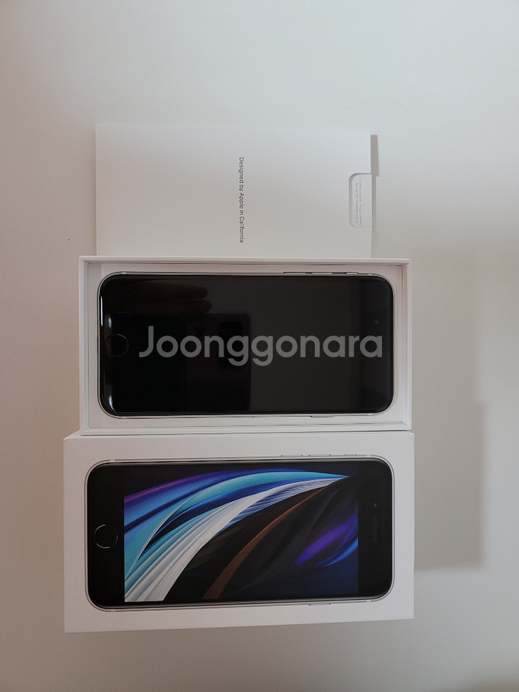 아이폰 se2 화이트 128G s급 판매합니다--1