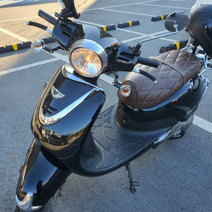 2019년식 뉴카빙3 스쿠터 125cc 판매합니다.