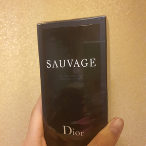 디올 쏘바주향수 미개봉 새거(Dior SAUVAGE)