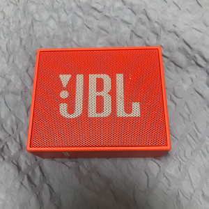 JBL GO