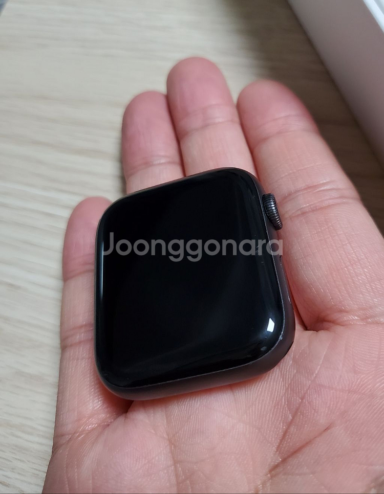 애플워치4 44mm gps 스페이스그레이--3