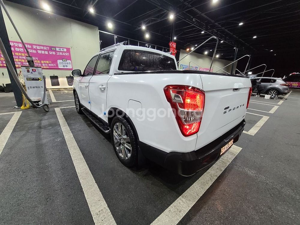 쌍용 렉스턴 스포츠 2.2 4WD 노블레스--4