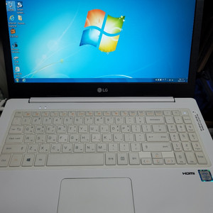 LG울트라 노트북 LG15U56 판매합니다