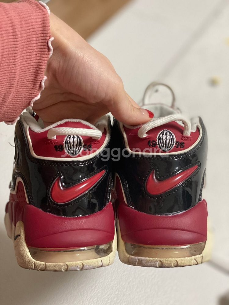 나이키업템포크리스마스 여성화--2