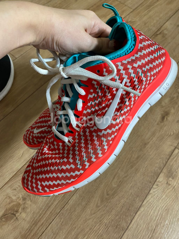 나이키 여성운동화 정품입니다--3