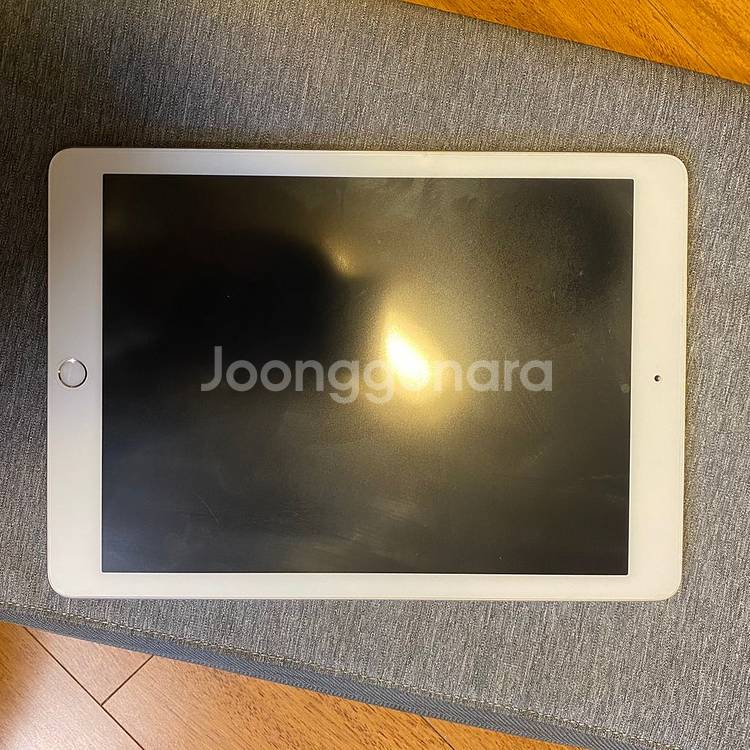아이패드 6세대 wifi 128gb 실버 + 애플펜슬1--0