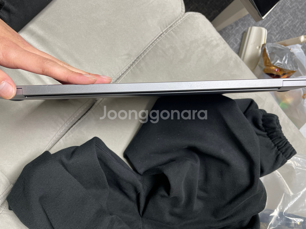 맥북프로 2019 기본형 16인치 판매--8