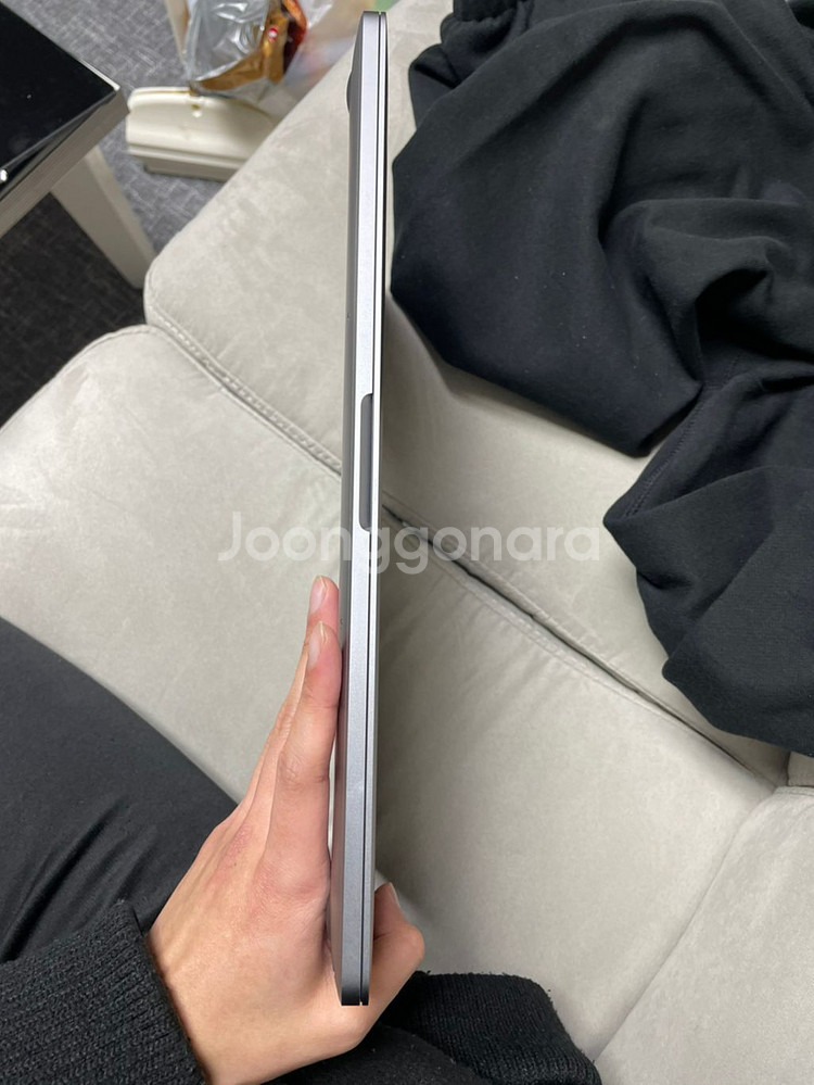 맥북프로 2019 기본형 16인치 판매--7