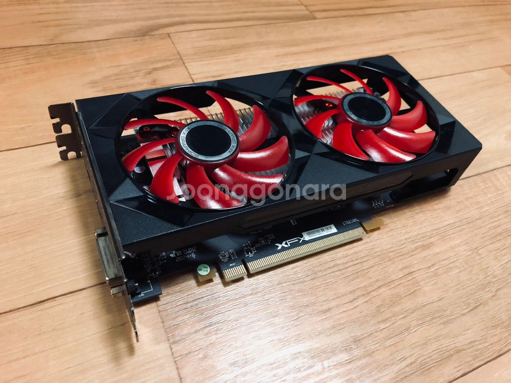 XFX 라데온 RX 550 D5 2GB DUAL--0