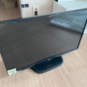 lg 32인치 tv모니터 급처 가져가세요