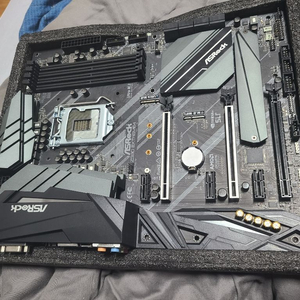 z390 extreme4 판매합니다(미사용)