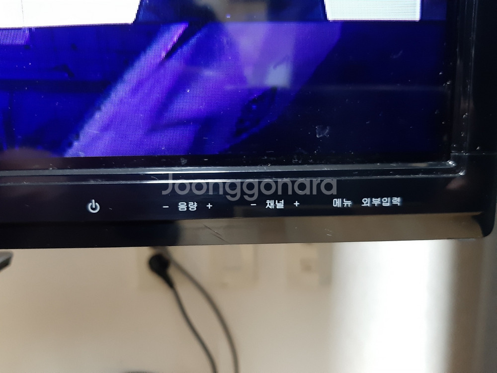 인켈 40인치 풀HD LED TV (화면일부 이상)--3