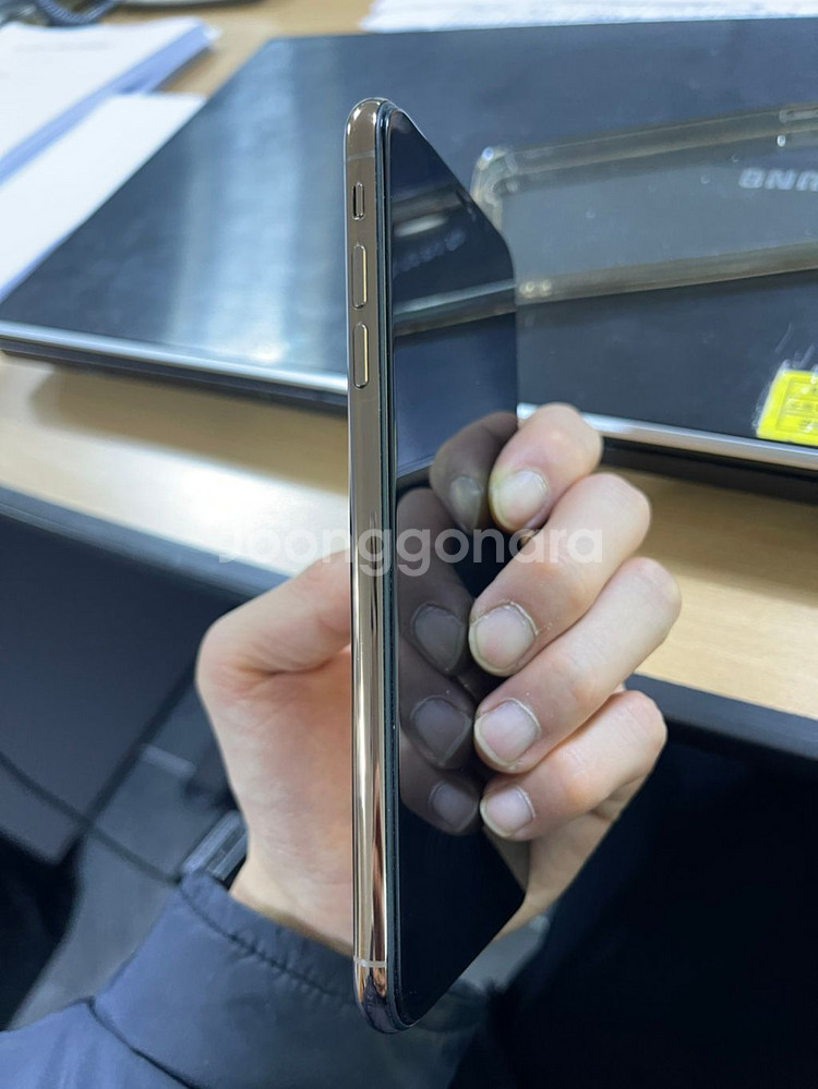 아이폰 XS MAX 64기가--5