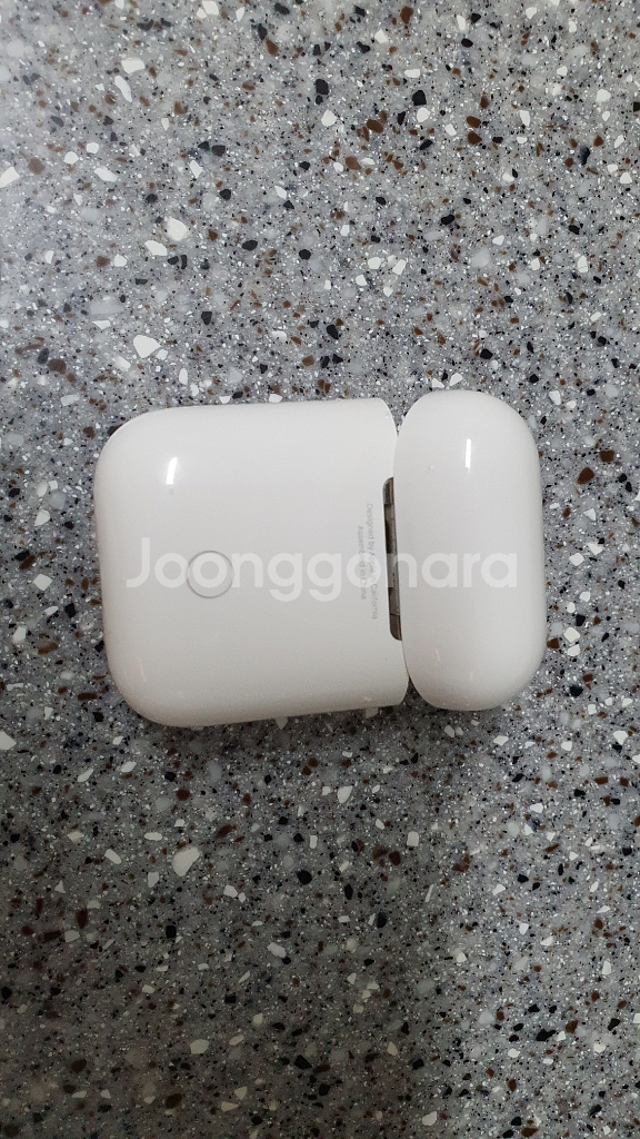 에어팟1세대18년7월 상태양호직거래5->4만원 내림--4