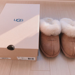 UGG 어그슬리퍼 코케트 USA7 사이즈