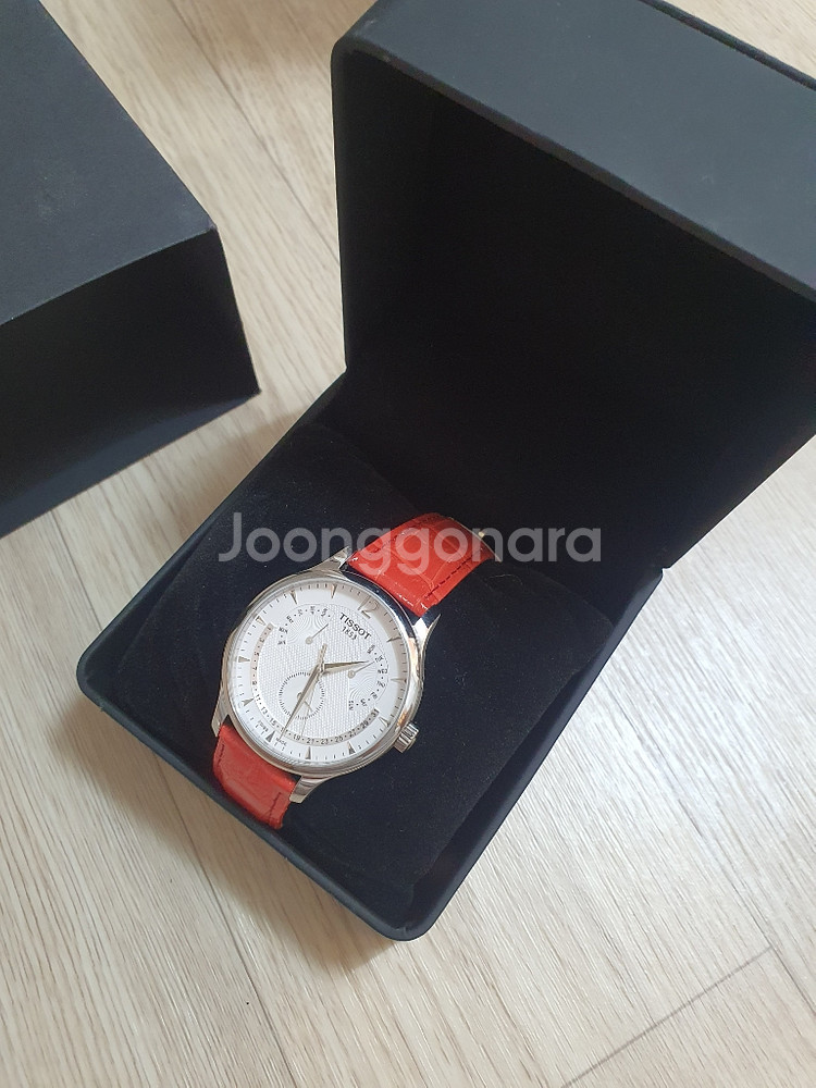 티쏘 칼렌다 손목시계--5