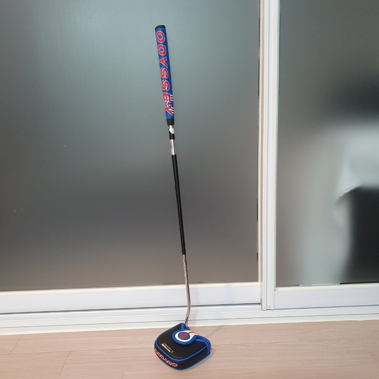 오딧세이 트리플트랙 텐 34인치 퍼터 팝니다.--5