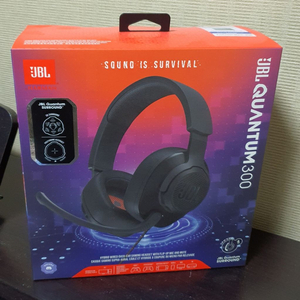 JBL QUANTUM 300