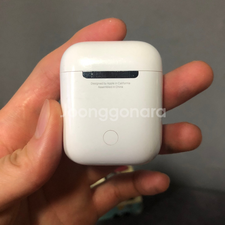 에어팟 1세대 팔아여. 5만원--4