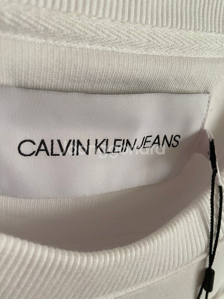 캘빈클라인 맨투맨 L--2