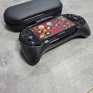 psp vita+파우치+연동패드트리거+게임타이틀2장