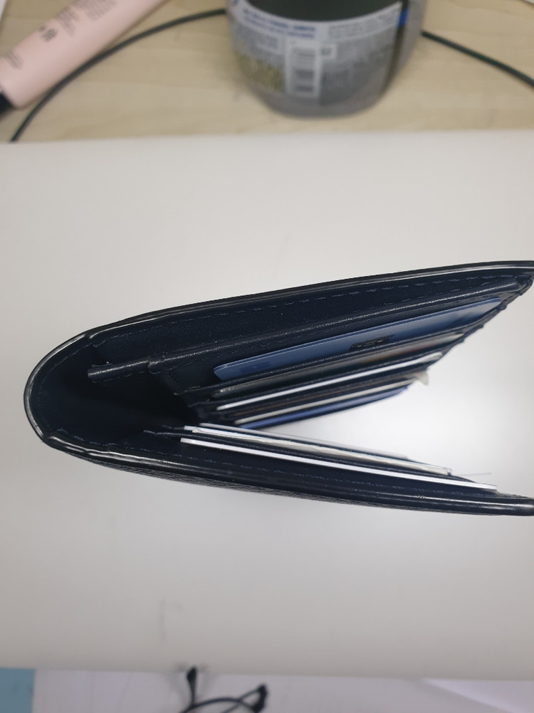 남성 루이가또즈 장지갑 3만원--3