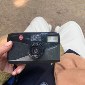 라이카 미니줌 필름카메라 판매해요