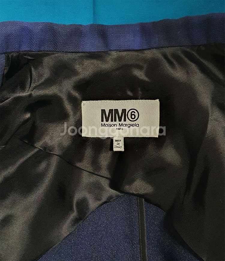 루나에비뉴7 MM6 메종 마르지엘라 절개 체크 코트--4