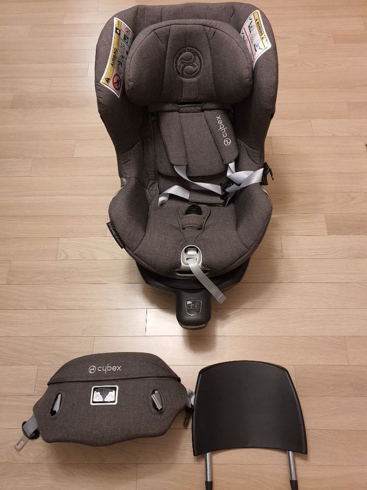 싸이벡스 제로나 큐 카시트 이미지