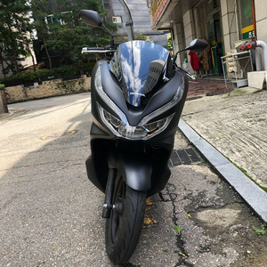 서울 혼다 pcx 125 2020년식 15xx 팔아요