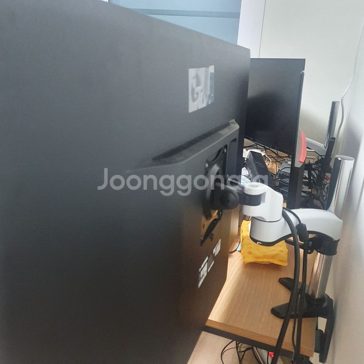LG 32UK550 판매합니다.(4K HDR UHD)--2