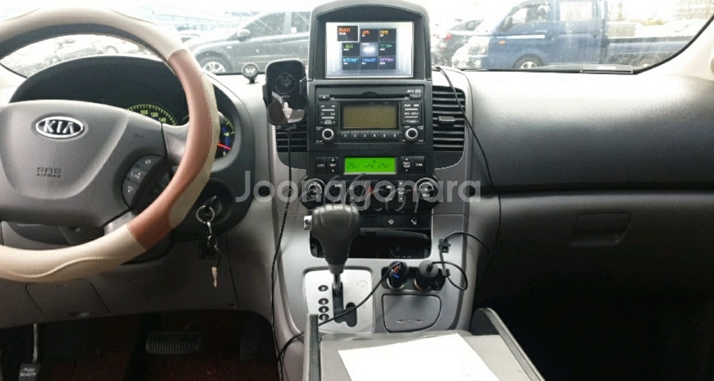 기아 그랜드카니발 11인승 GLX--4