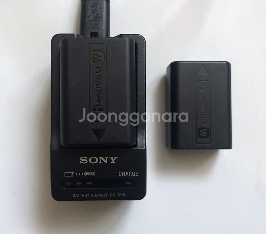 [정품]소니a6500바디+소니미러리스 밧데리+충전기--6
