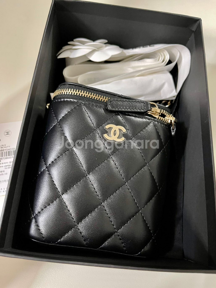 샤넬 블랙 쁘띠 2월3일 갤러리아 구매 30번대 새상품--1