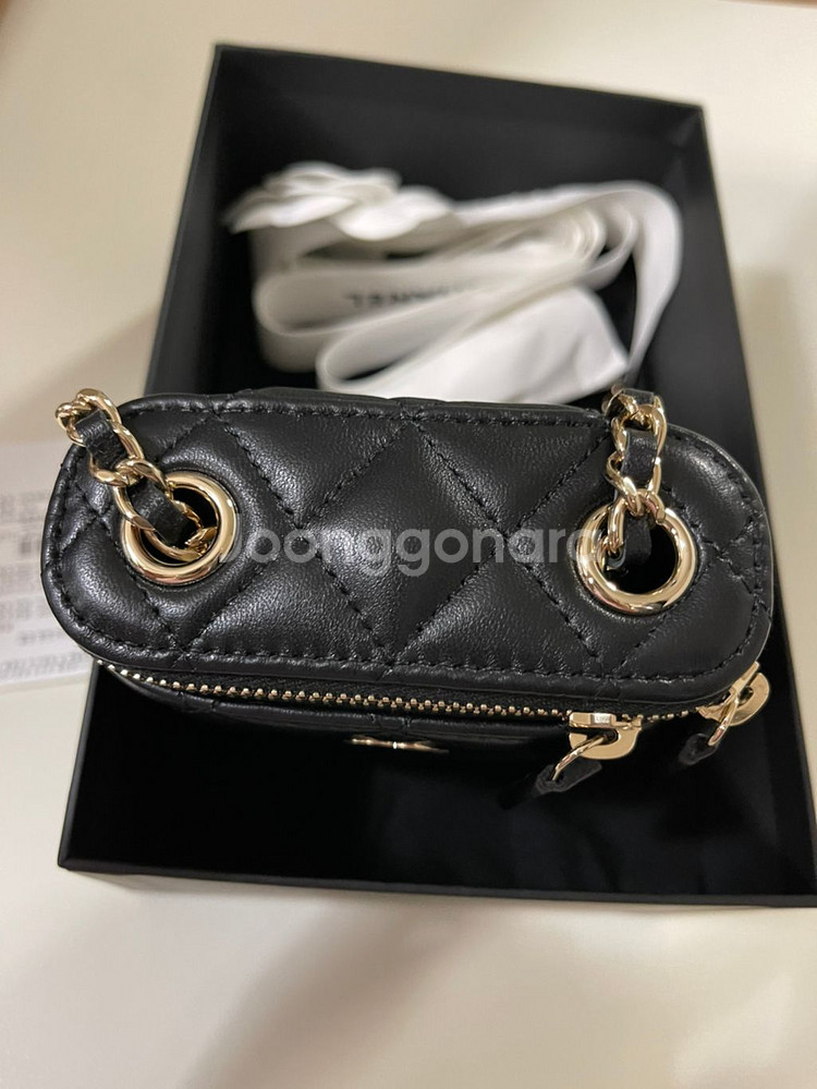 샤넬 블랙 쁘띠 2월3일 갤러리아 구매 30번대 새상품--2